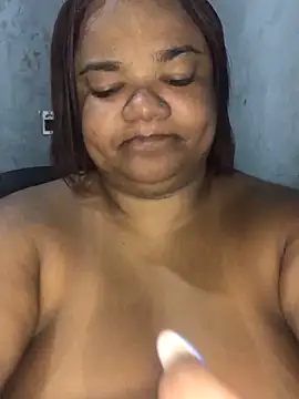 Snapshot of melcarioca1111 chatting on 12.15.25 melcarioca1111 online show from 12.15.25