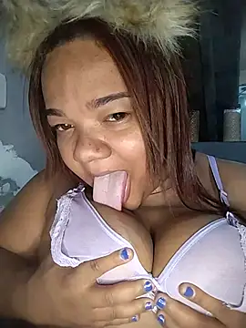 Snapshot of melcarioca1111 chatting on 02.03.26 melcarioca1111 online show from 02.03.26