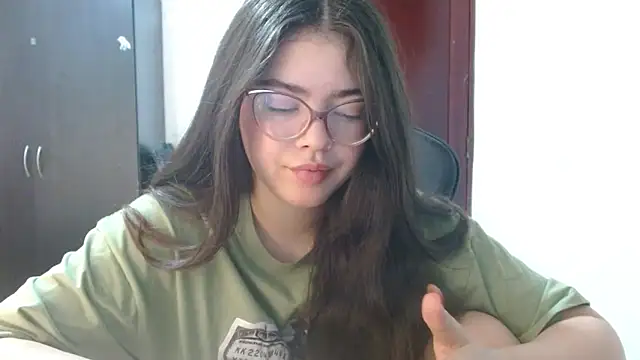 Valentina2390 online show from 06.21.26