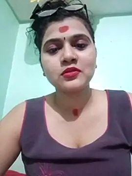 Snapshot of Kavya-Tiwari chatting on 11.01.25 Kavya-Tiwari online show from 11.01.25