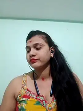 Snapshot of Kavya-Tiwari chatting on 11.05.25 Kavya-Tiwari online show from 11.05.25