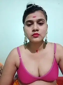 Snapshot of Kavya-Tiwari chatting on 05.14.26 Kavya-Tiwari online show from 05.14.26