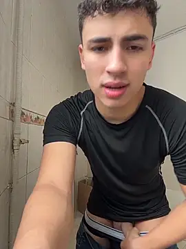 AdrianRinaldi online show from 05.06.26