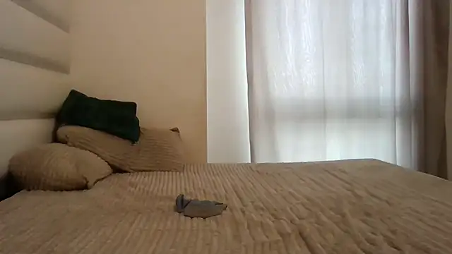 Snapshot of SexyNonnyy chatting on 11.30.25 SexyNonnyy online show from 11.30.25