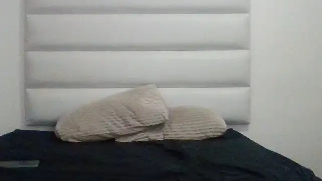 Snapshot of SexyNonnyy chatting on 03.28.26 SexyNonnyy online show from 03.28.26