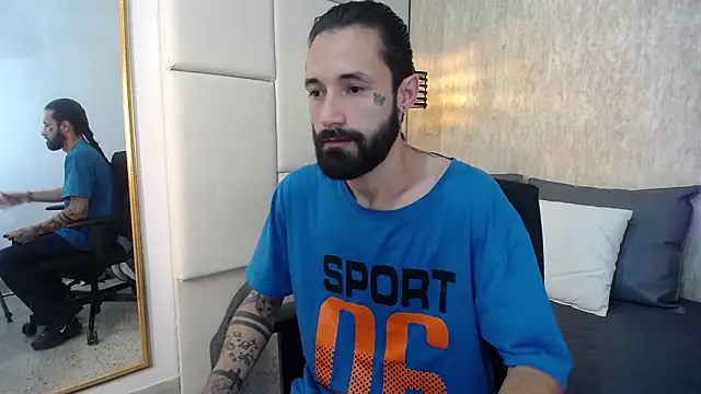 Hisoka 011 online show from 03.07.26