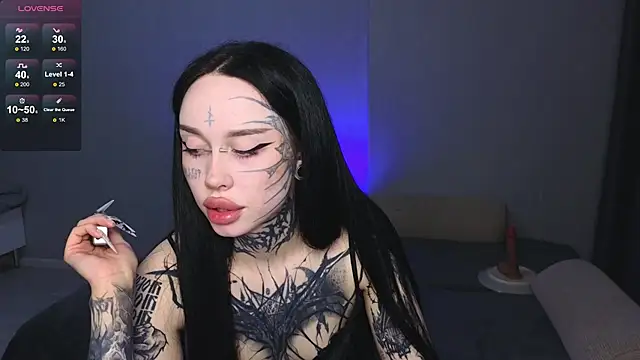 Snapshot of Somniyaa chatting on 05.31.26 Somniyaa online show from 05.31.26