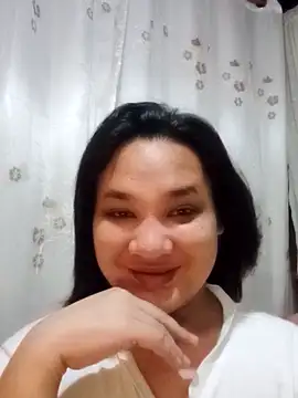 Hotcum ella online show from 11.29.25