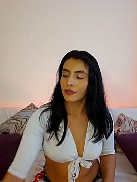 AliishaPss online show from 02.22.26