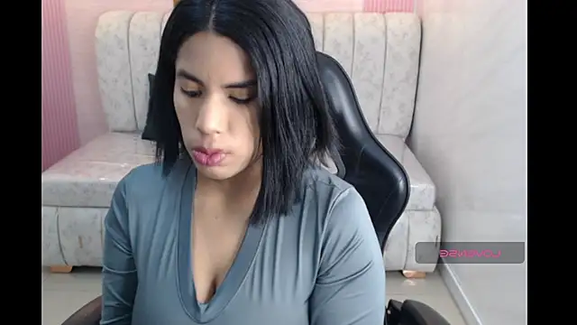 ambar fox s online show from 09.24.25