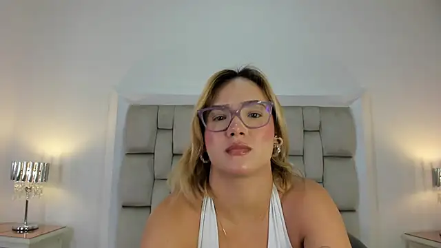 frehia dimou online show from 04.24.26