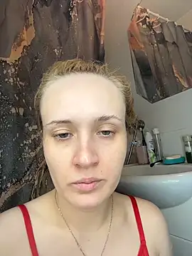 KiraBerht online show from 11.22.25