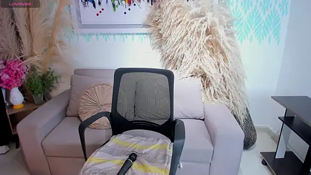 SofiaRivera1 online show from 05.26.26