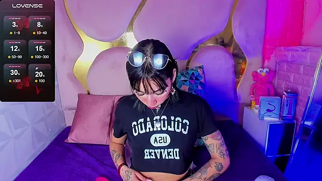 Niina Sissy online show from 02.02.26