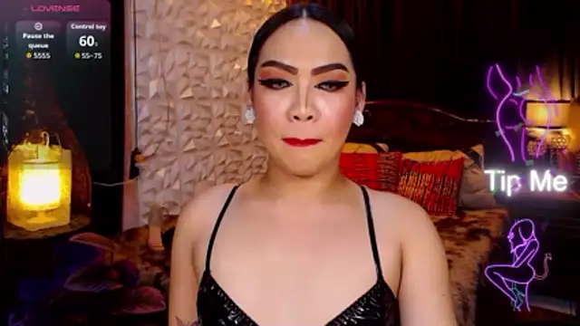 GODDESSHUGECOCKANDREA online show from 04.23.26