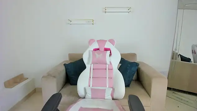 april smiith online show from 01.16.26