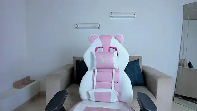 april smiith online show from 02.13.26