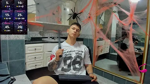 Thomas moon online show from 10.08.25