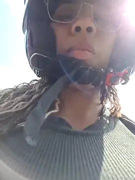 Elowen Clark online show from 02.09.26