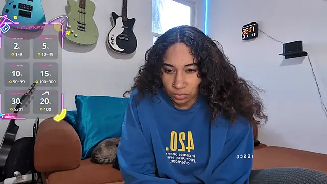 onlystrings online show from 01.07.26