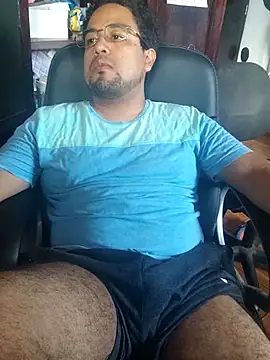 Snapshot of Hotknight chatting on 10.29.25 Hotknight online show from 10.29.25