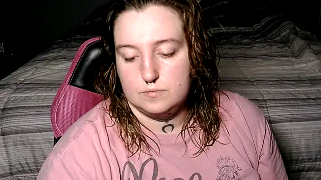 Snapshot of vanessraine chatting on 04.02.26 vanessraine online show from 04.02.26