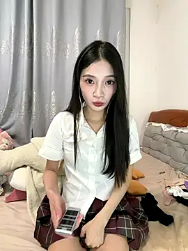 Snapshot of Z0E999 chatting on 10.25.25 Z0E999 online show from 10.25.25