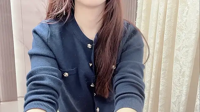 Snapshot of Shenlly chatting on 03.20.26 Shenlly online show from 03.20.26