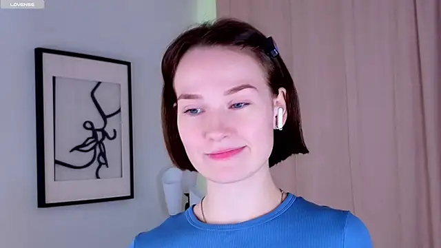 Snapshot of QueenieHathaway chatting on 10.08.25 QueenieHathaway online show from 10.08.25