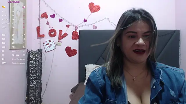 pamela echeverria online show from 03.21.26