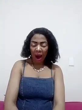 SEXYMOANSXX online show from 09.30.25