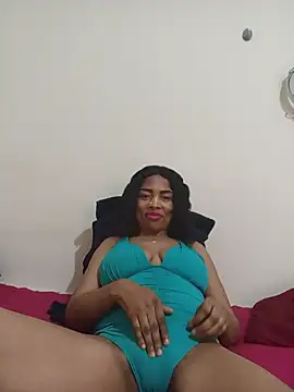 Snapshot of SEXYMOANSXX chatting on 06.11.26 SEXYMOANSXX online show from 06.11.26