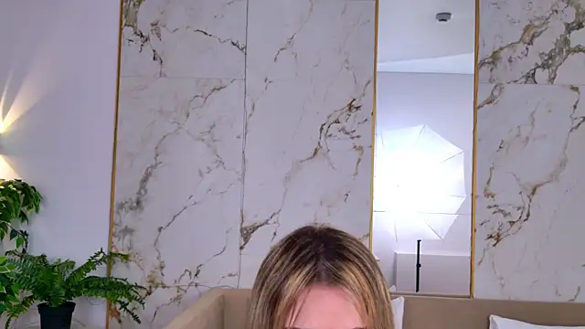 SweetyLicky online show from 04.10.26