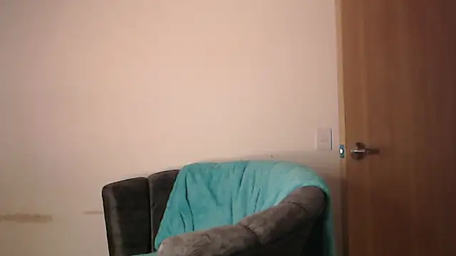 Snapshot of -Ivonny chatting on 09.25.25 -Ivonny online show from 09.25.25
