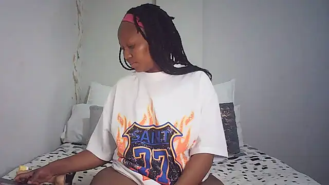 CouplesX96xx online show from 06.12.26