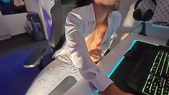 Snapshot of boiteasex chatting on 09.13.25 boiteasex online show from 09.13.25