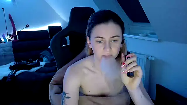 Snapshot of Melly4You chatting on 03.13.26 Melly4You online show from 03.13.26