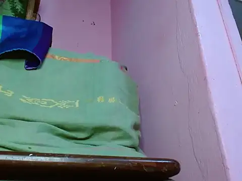 Snapshot of skinny1hugecock27 chatting on 02.04.26 skinny1hugecock27 online show from 02.04.26