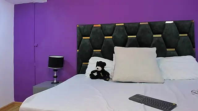 Abby-campbel online show from 04.20.26