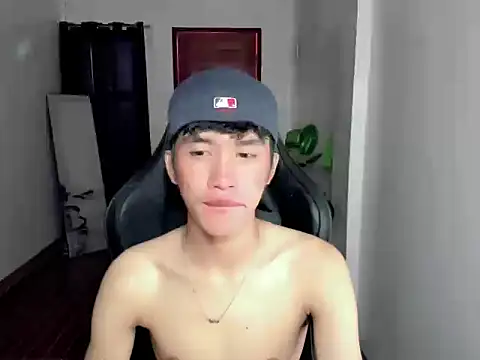 twinksexy09 online show from 11.11.25