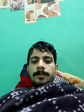 Snapshot of Sushant001 chatting on 12.14.25 Sushant001 online show from 12.14.25