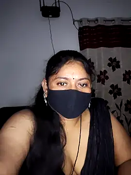 Snapshot of Telugu--Nadhini143 chatting on 09.30.25 Telugu--Nadhini143 online show from 09.30.25