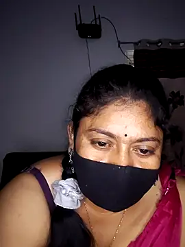 Snapshot of Telugu--Nadhini143 chatting on 10.06.25 Telugu--Nadhini143 online show from 10.06.25