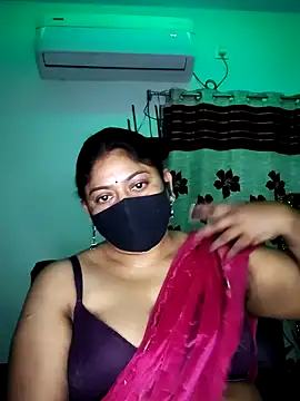 Snapshot of Telugu--Nadhini143 chatting on 10.10.25 Telugu--Nadhini143 online show from 10.10.25