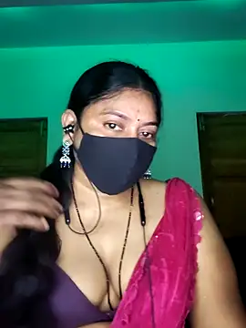 Snapshot of Telugu--Nadhini143 chatting on 10.13.25 Telugu--Nadhini143 online show from 10.13.25