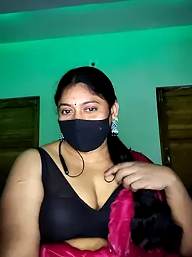 Snapshot of Telugu--Nadhini143 chatting on 10.14.25 Telugu--Nadhini143 online show from 10.14.25