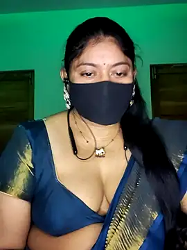 Snapshot of Telugu--Nadhini143 chatting on 10.25.25 Telugu--Nadhini143 online show from 10.25.25