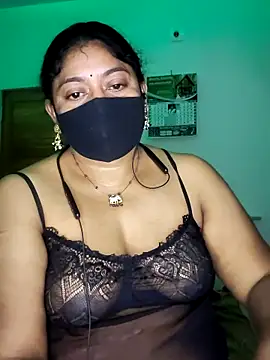 Snapshot of Telugu--Nadhini143 chatting on 10.26.25 Telugu--Nadhini143 online show from 10.26.25