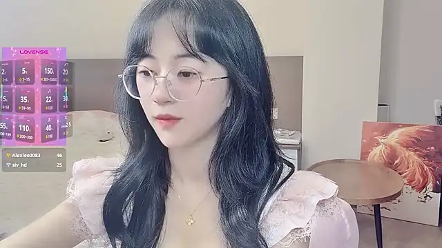 nini a online show from 04.11.26