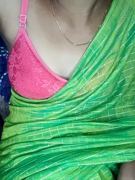 Nidhi lovely online show from 02.02.26